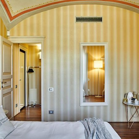 B&B Le Logge Luxury Rooms Siena Zewnętrze zdjęcie