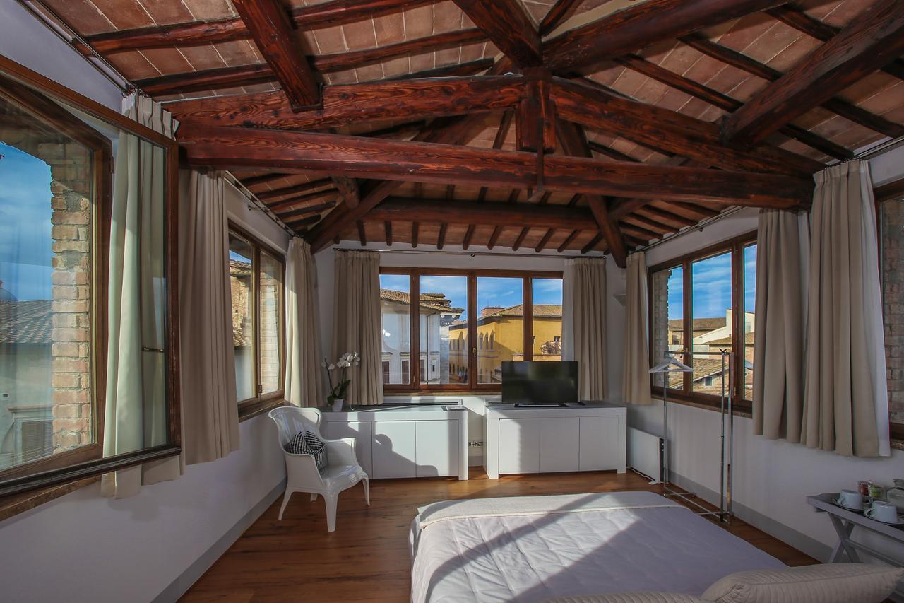 B&B Le Logge Luxury Rooms Siena Zewnętrze zdjęcie